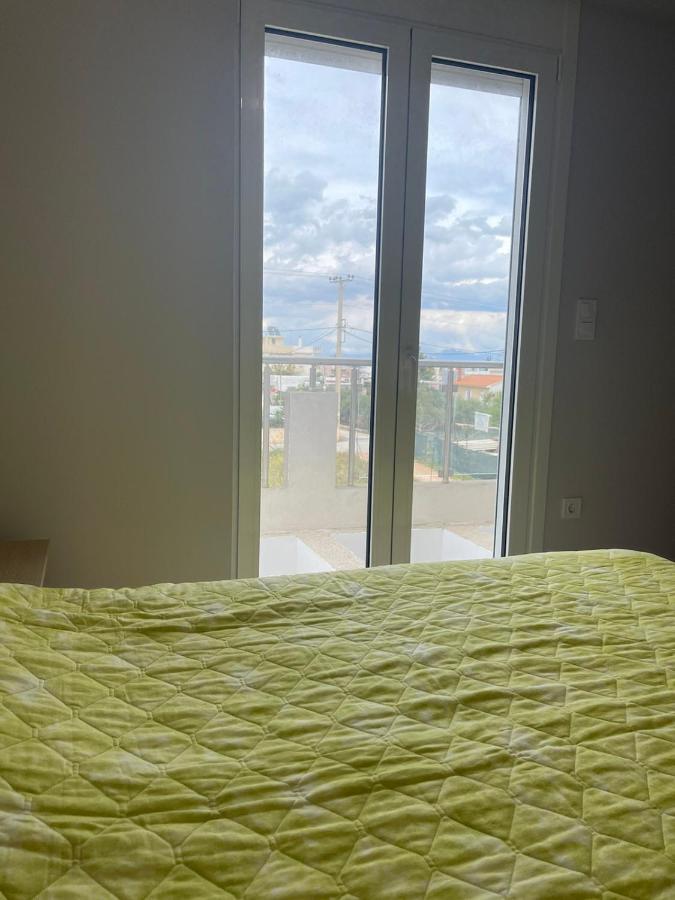 Airport View Apartments Artémida Eksteriør bilde